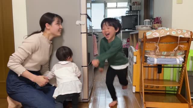 １歳娘の「初めてのびっくり」の反応が可愛すぎた!!