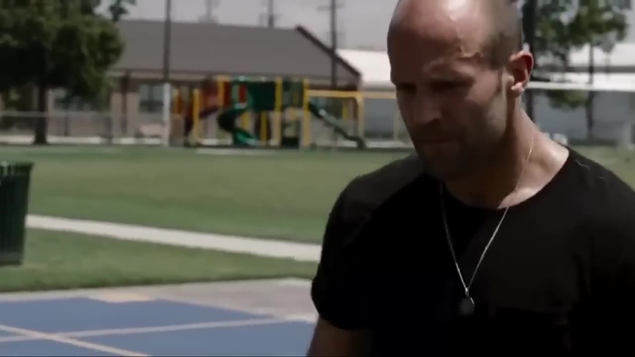 The Expendables - Jason Statham Fight Scene HD