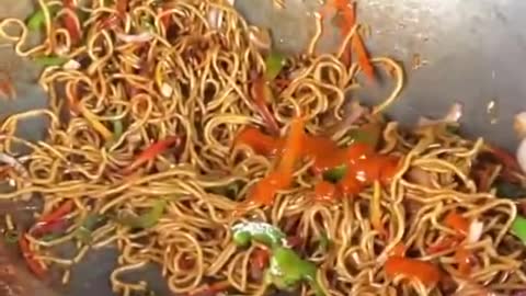 #food #streetfood #chowmein