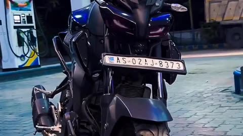 The cat Yamaha MT 15