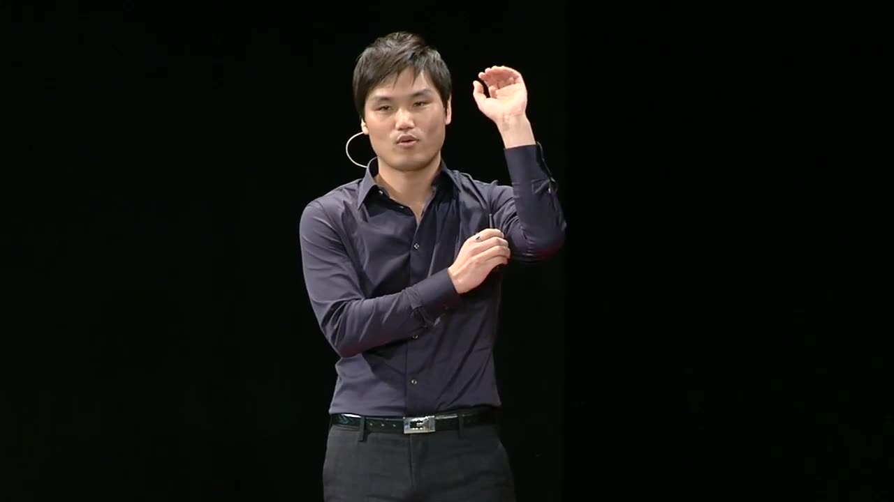 Bio-interfaced nanoengineering: human-machine interfaces | Hong Yeo | TEDxVCU 2015