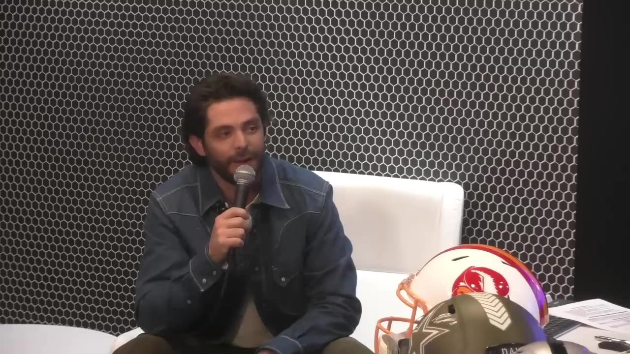 Thomas Rhett on New Music, the Time Riley Green Called Him Out, & Quitting a Bad Habit