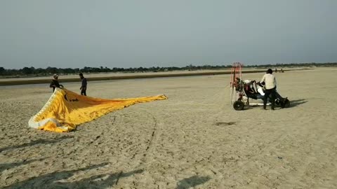 How to fly mini helicopter