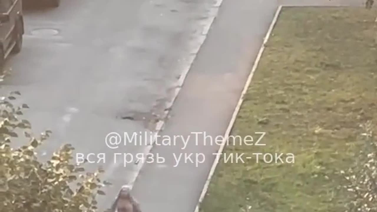The first rule of survival in Ukraine is CARDIO! 😂 Run Forrest, run!
