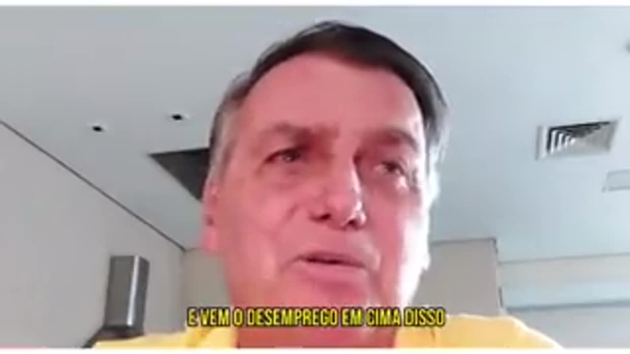 jair bolsonaro fala sobre o que está em risco com a CENSURA que poderá ser votada nesta terça-feira.