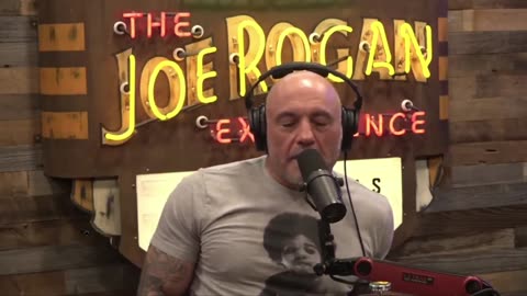 Joe Rogan slams Biden Admin and Zelensky for escalating the war