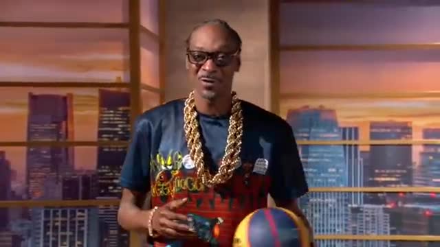 Snoop Dogg "I don't think the camera can go that low"