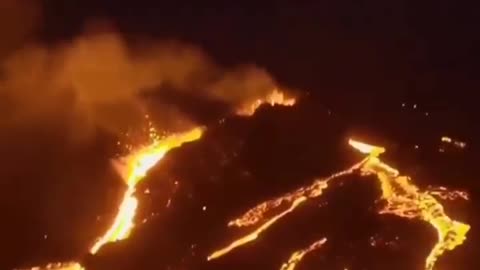 Volcano Fly Over 🌋