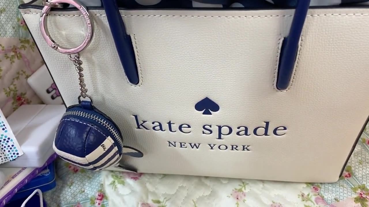 What's in my Kate Spade Trista Leather Bag