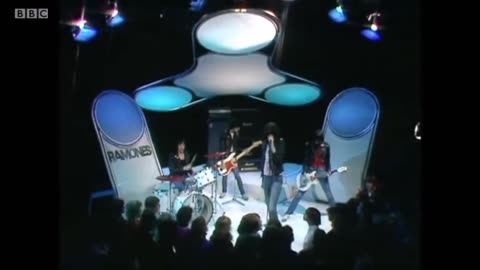 Ramones - Baby, I Love You TOTP 31.01.1980