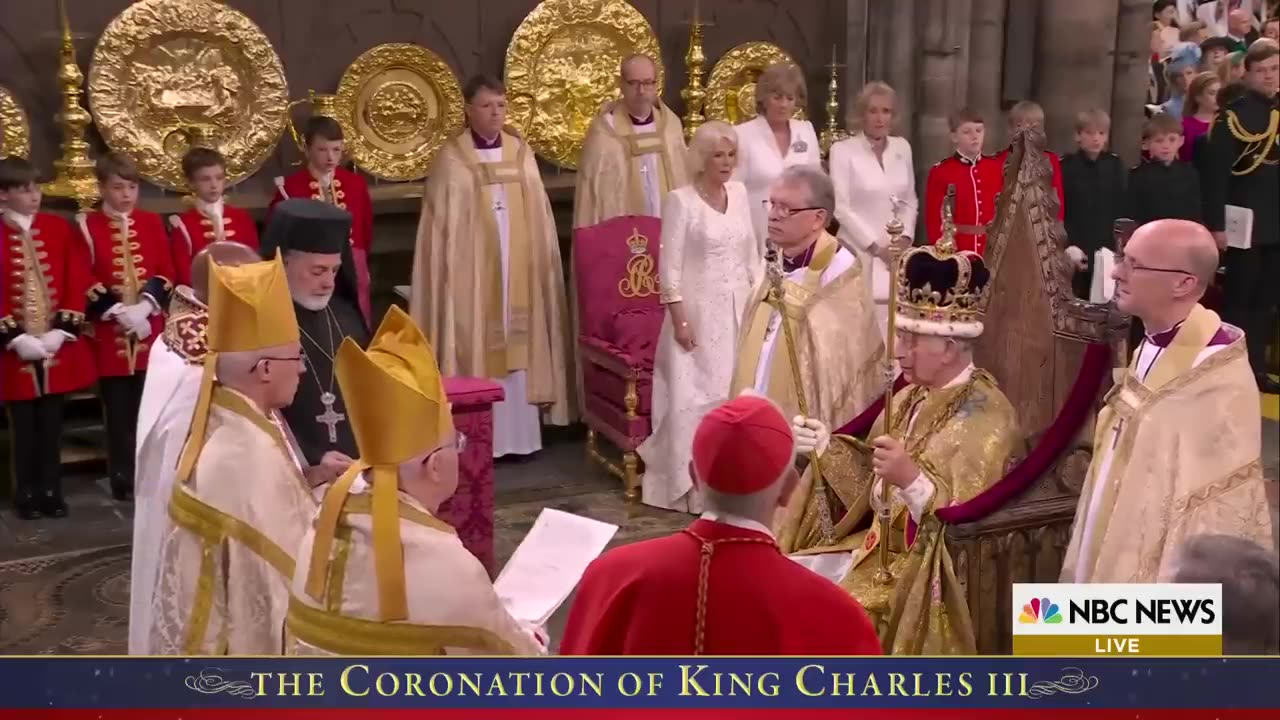 See the official crowning of King Charles III