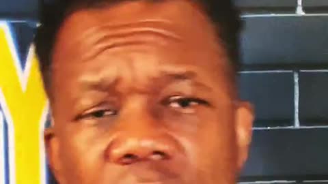 Craven & despicable globalist politicians ignore citizens and give 5-Star living for “immigrants!”👿