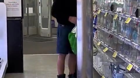 See What's Happening at Walgreens in a Democratic City