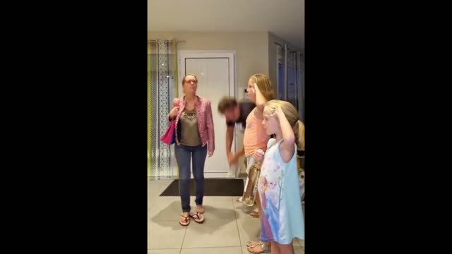 attention please!dont make your mother be unhappy