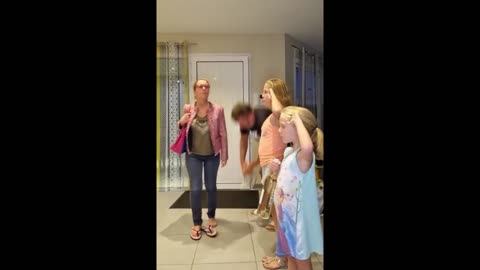 attention please！dont make your mother be unhappy