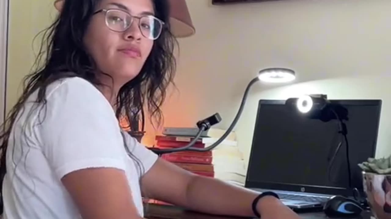 Adri Navid Adri Navid Que belleza, ahora ravés de 🤓