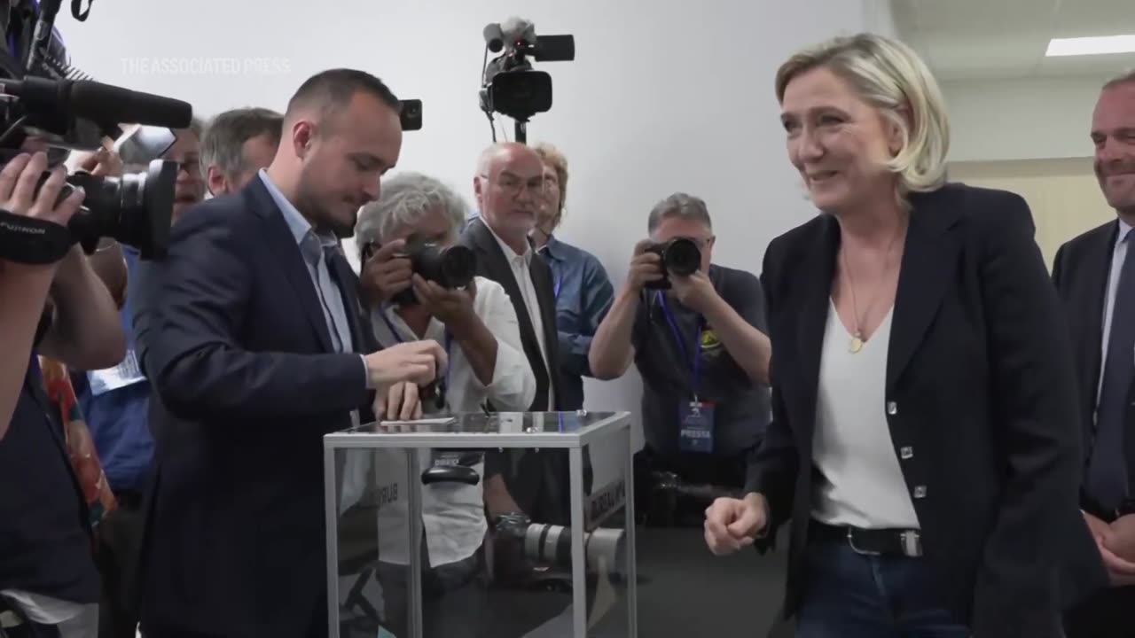 MFGA, VIVA LA FRANCE, Far-right National Rally's Marine Le Pen votes in France's election