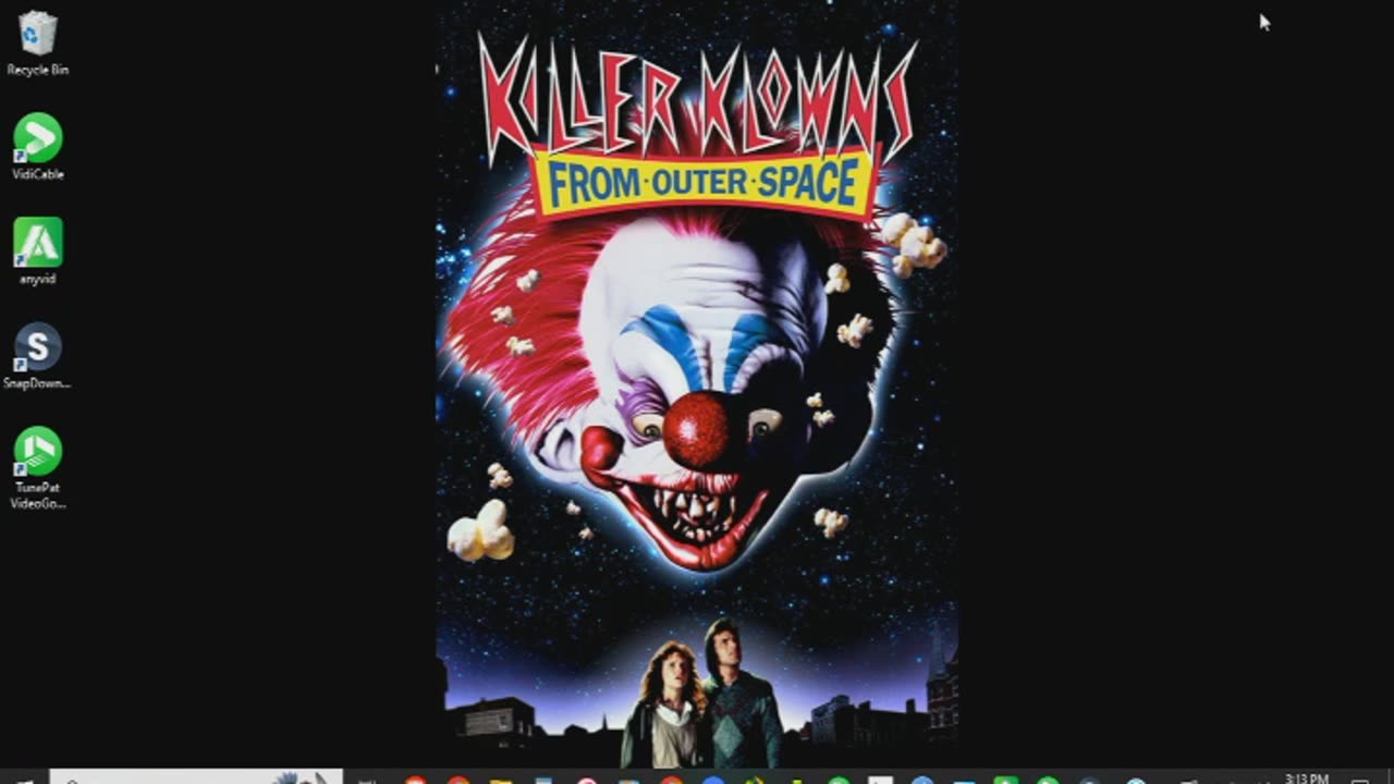 Killer Klowns From Outer Space Review