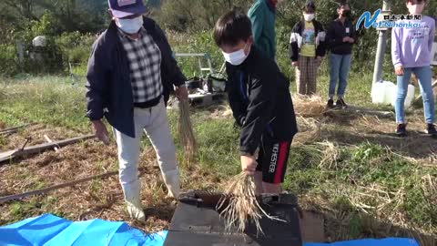 福部未来学園児童が昔ながらの農業を体験 日本海新聞