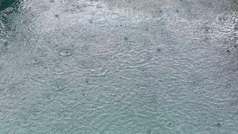 Three minutes of rain 4K
