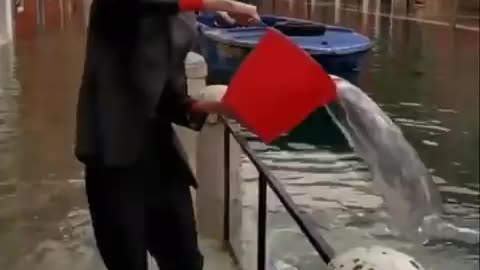 Simulation of Fed Fighting Inflation With Money Printers