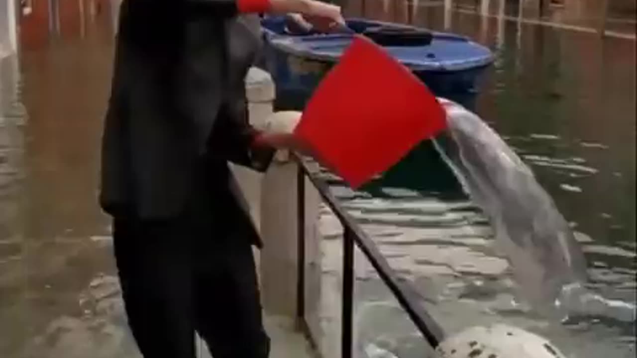 Simulation of Fed Fighting Inflation With Money Printers
