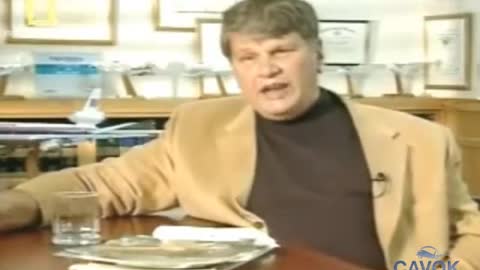 Mayday Desastres Aéreos - T01E01 - Descompressão Explosiva - United 811