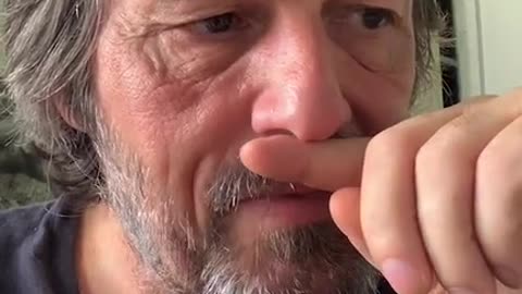 A maioria das pessoas desaprendeu a ouvir....