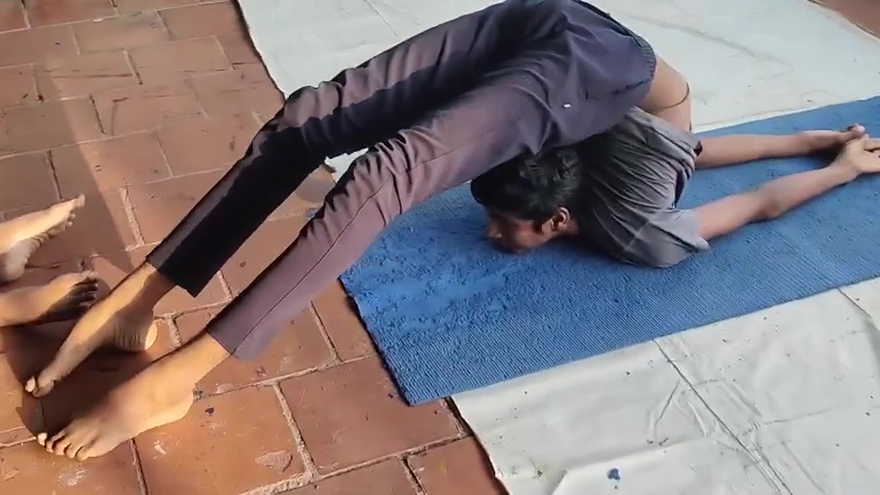 Yoga Teaching Class