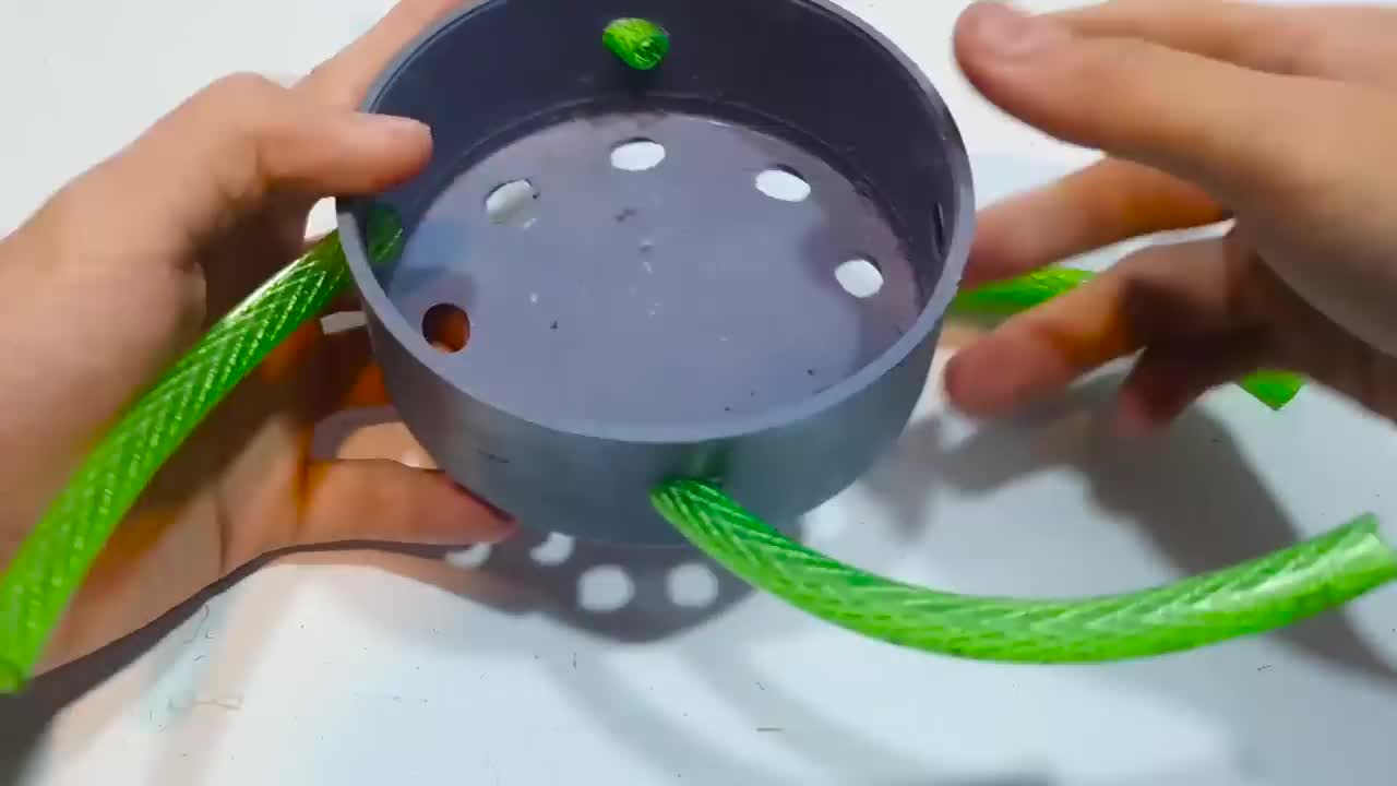 Turning Small Water Canal into Mini Hydroelectric Dam, Supplying 220v Electricity to Household