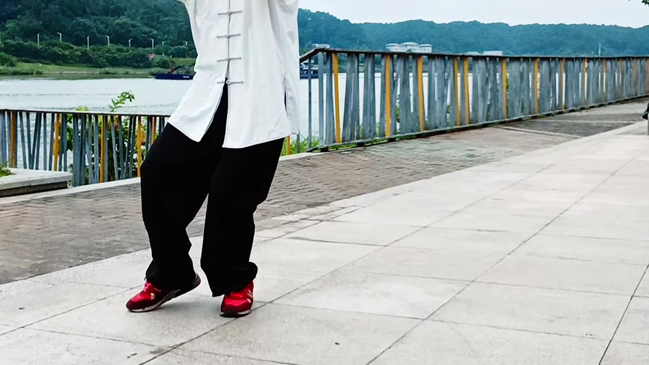 joints’ coordinating， taichi