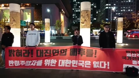 20191105_V3_S02(0ccTueE0ndk)1,300명 조국을 지지하는 작가들과 홀로 맞짱뜨는 30대 초반 여성, 4NO맹 기자회견중