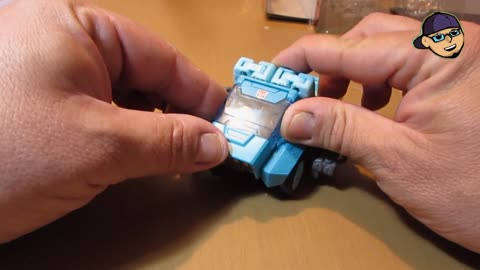 Transformers Sergeant Kup Titans Return Deluxe Class Hasbro Unboxing