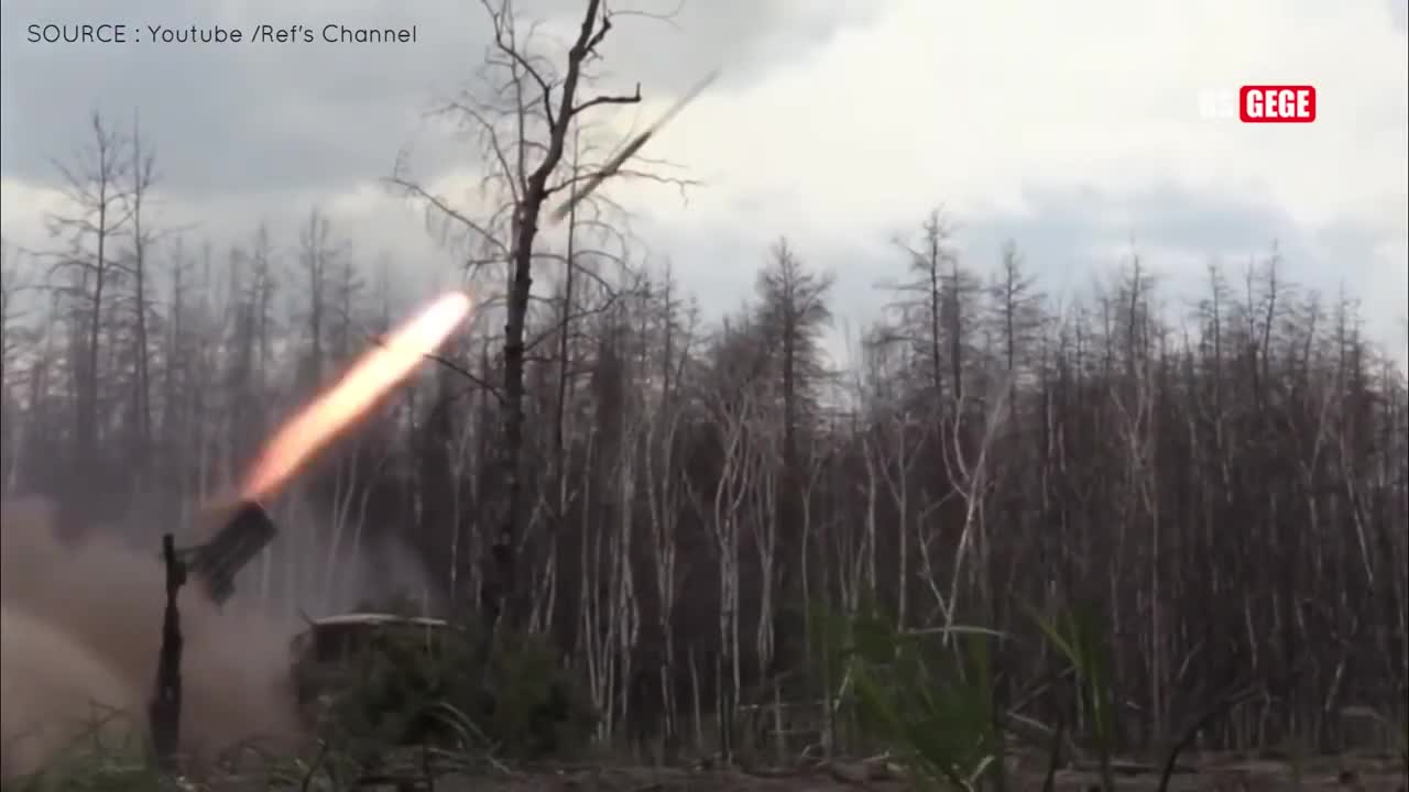 Ukrainian troops shoot down Russian helicopter near Mykolaivka | Raw War Footage | Russia Vs Ukraine