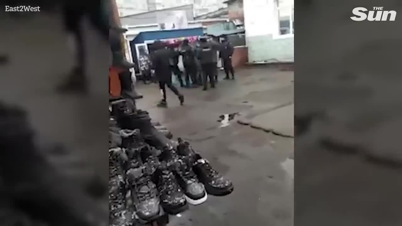 'Drunk' Russian mobilised troops get into a violent brawl