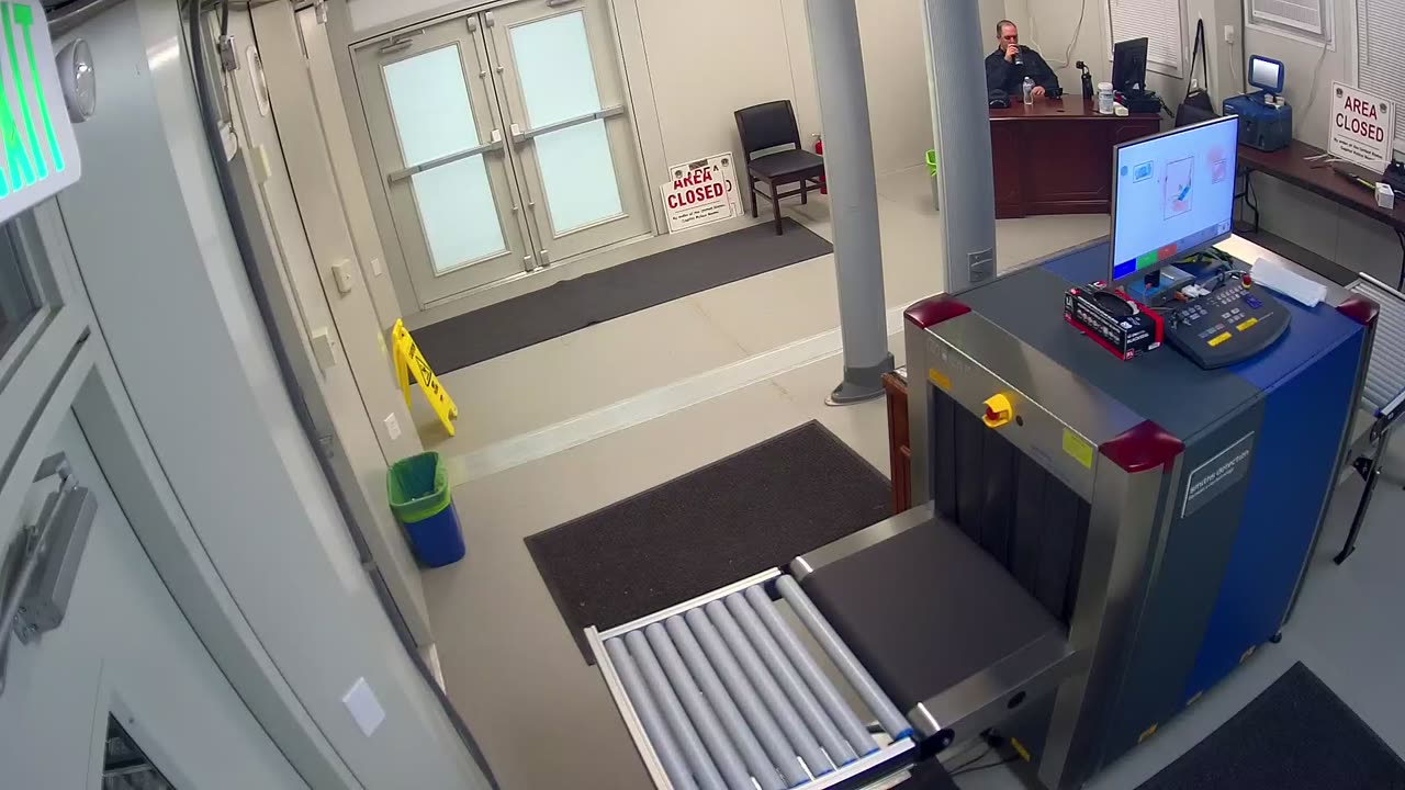 0971USCG00SouthTrailer_2021-01-05_04h20min00s660ms.mp4