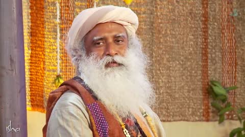 How Do You Stop the Mind's Chatter? - Sadhguru (English Subtitles)