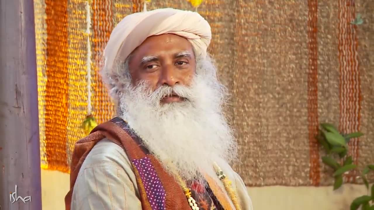 How Do You Stop the Mind's Chatter? - Sadhguru (English Subtitles)