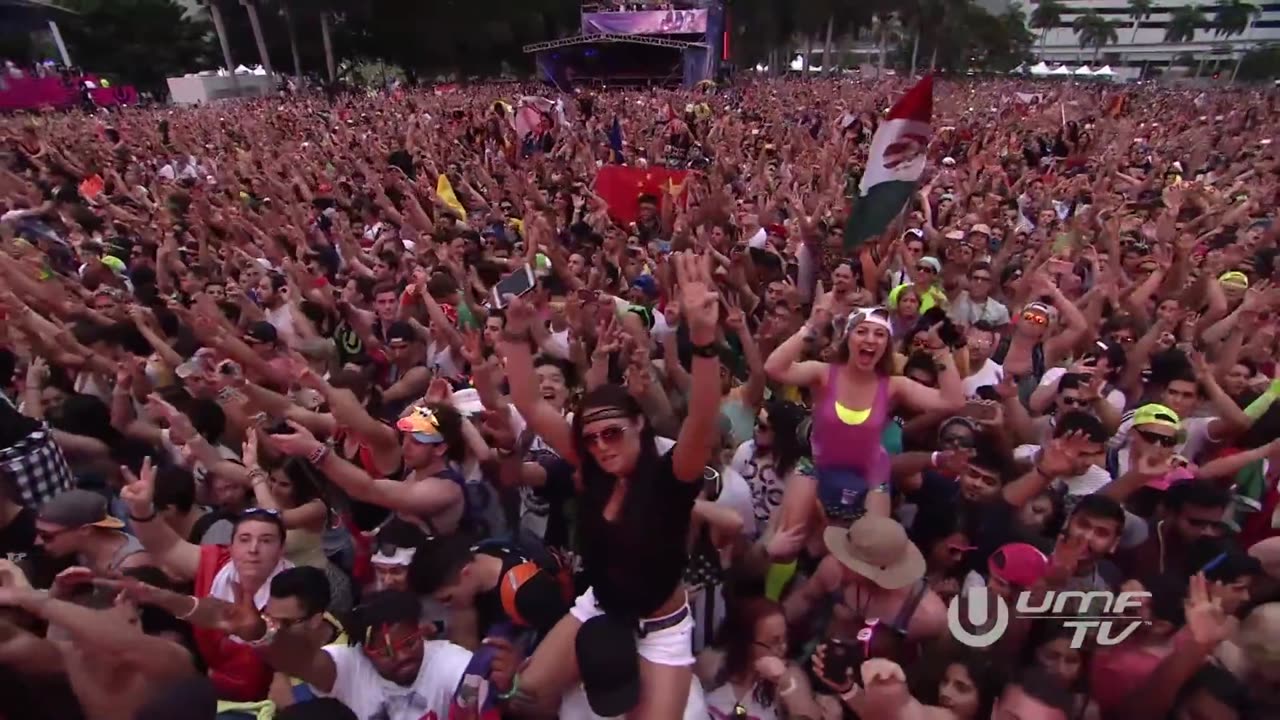 DIMITRI VEGAS, STEVE AOKI AND LIKE MIKE “3 AREA LEGEND" LIVE AT ULTRA FULL HD SET