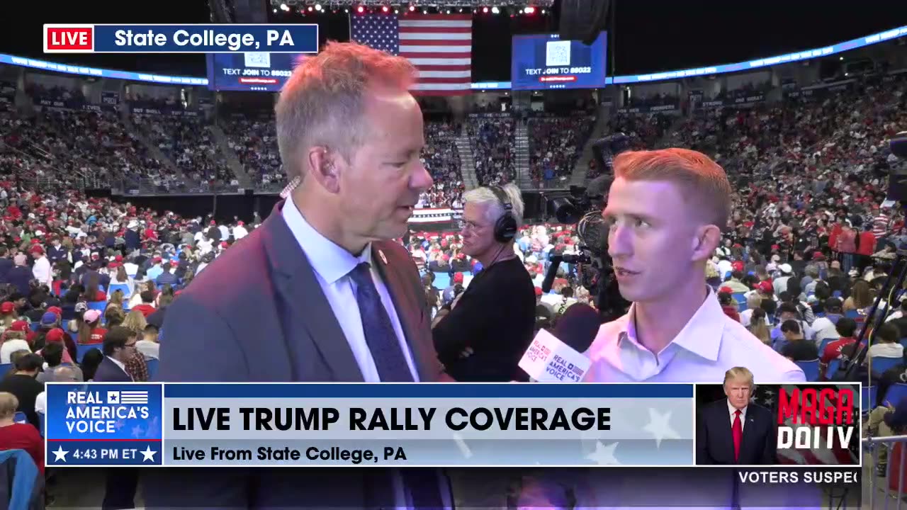 A YOUNG COLLEGE CROWD FOR TRUMP IN PA!