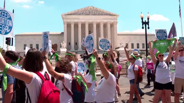 Democrats attempt to stoke fading abortion fervor before midterms