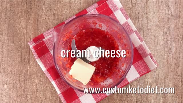 How to make Keto Strawberry Cheesecake Fat Bombs?