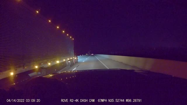 I-40 Bridgeport OK 04-14-2022@300AM