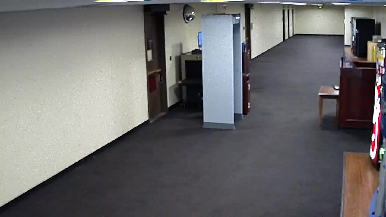 1425HSOBGRSouthElevatorGround_2021-01-06_02h40min01s610ms.mp4