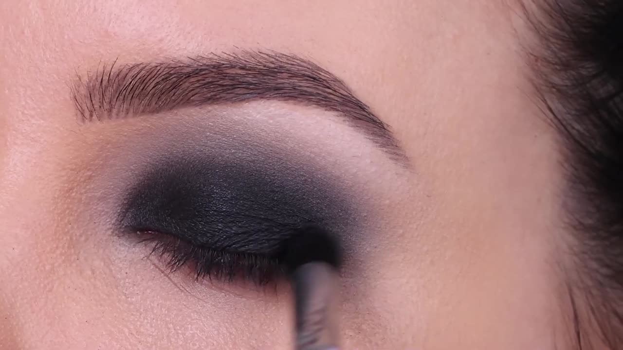 Purple Smokey Eye Makeup Tutorial | Learn This Smokey Eye In Under 10 Minutes!