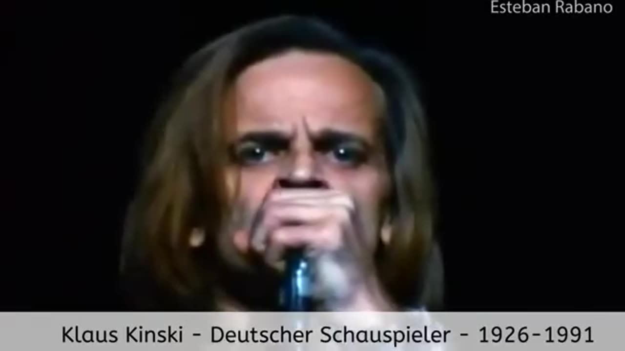 Klaus Kinski - Deutscher Schauspieler - 1926-1991 - Sagt alles: Klaus Kinski vor 40jahren.....