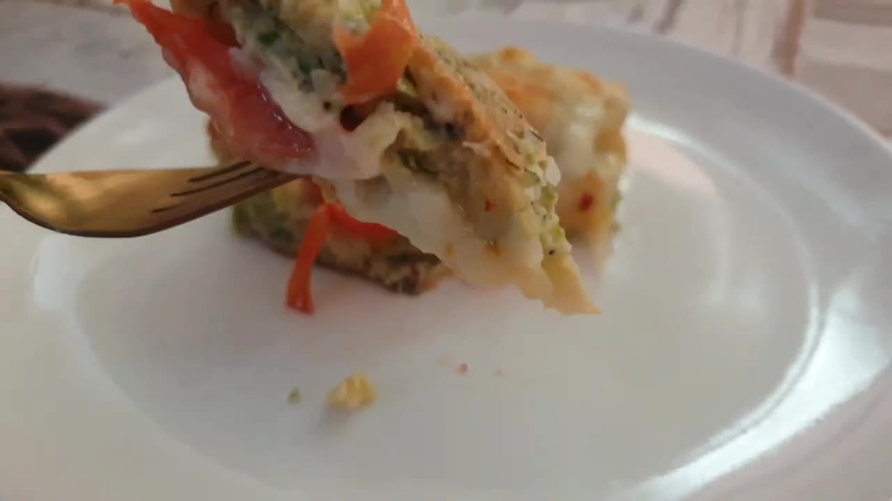 I have never eaten such delicious zucchini! Pizza with zucchini