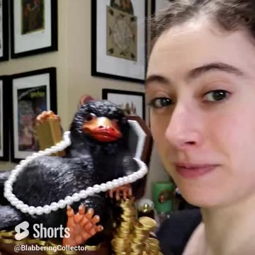 Meet Teddy! #fantasticbeasts #niffler #wizardingworld #newtscamender #harrypotter #magicalcreatures