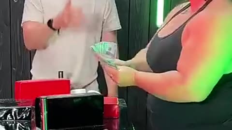 Can you Beat a girl in Arm Wrestling ?