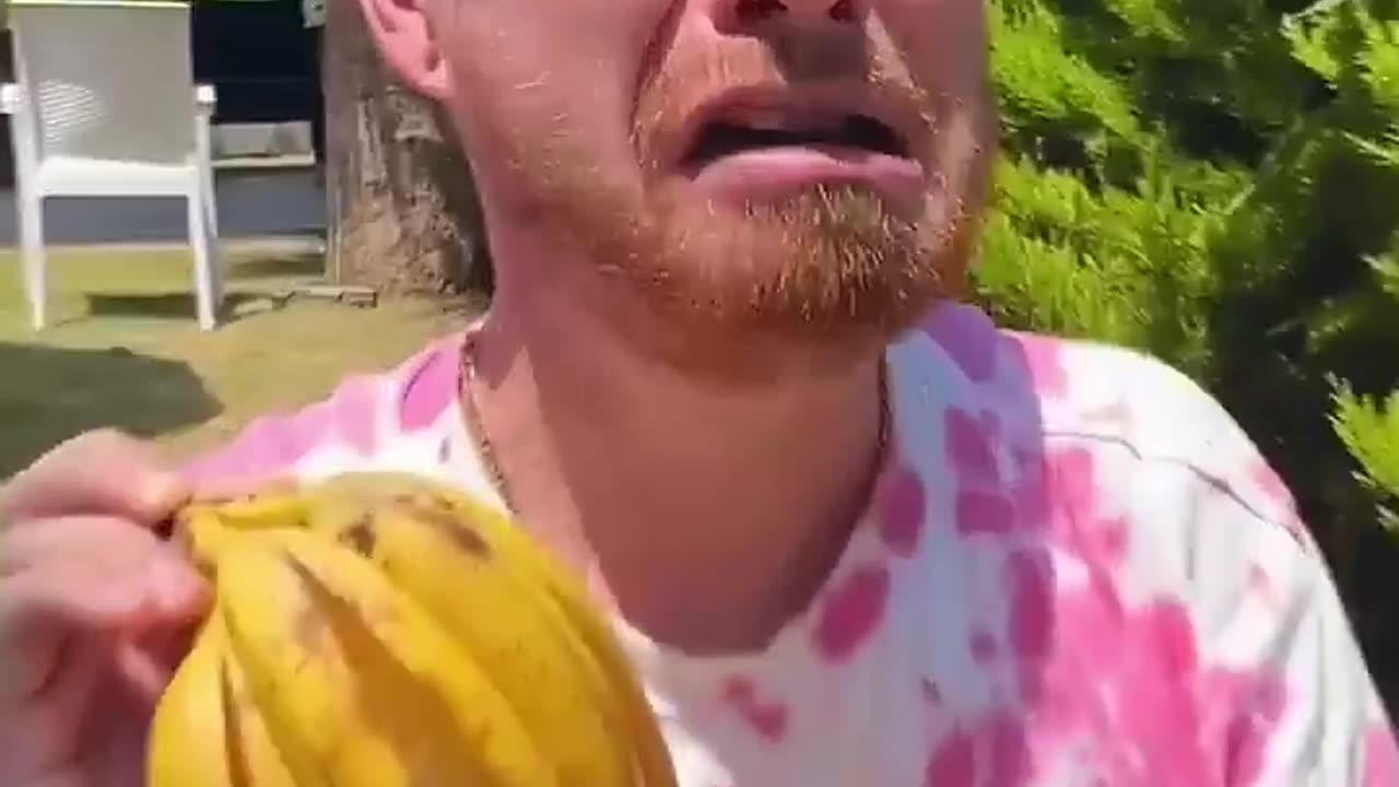 Poor eating Banana waste🍌🍌